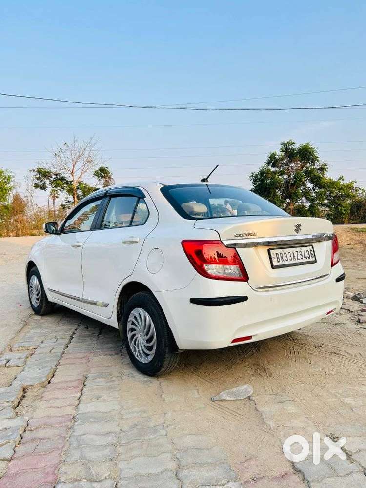 Maruti Suzuki Dzire 1.2 Vxi, 2023, Cng & Hybrids