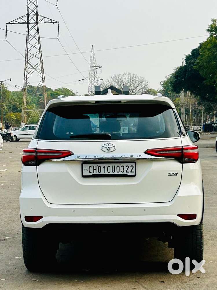Toyota Fortuner 3.0 4x4 Automatic, 2024, Diesel