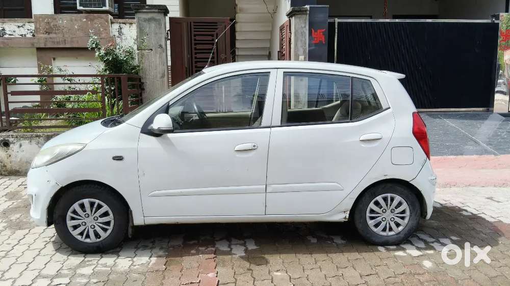 Hyundai I10 2013 Cng & Hybrids Well Maintained