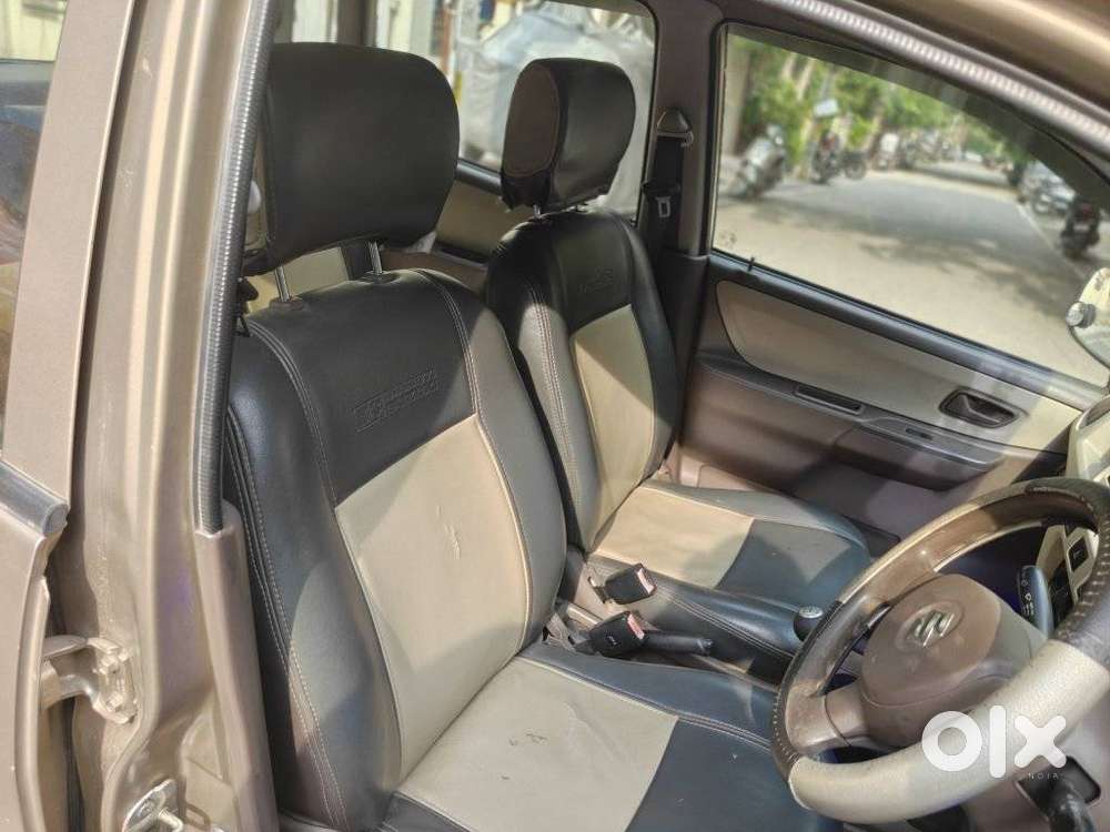Maruti Suzuki Zen Estilo Lxi Bs Iv, 2011, Petrol