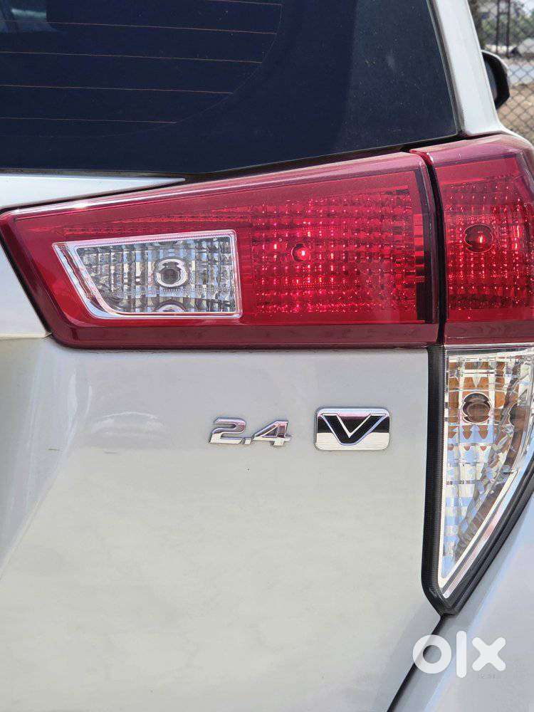 Toyota Innova Crysta 2.4 V, 2018, Diesel
