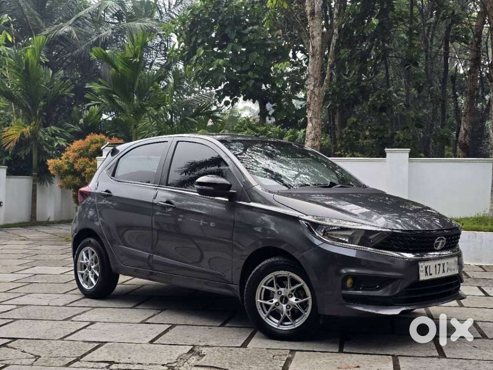 Tata Tiago 1.2 Revotron Xt (o), 2023, Petrol