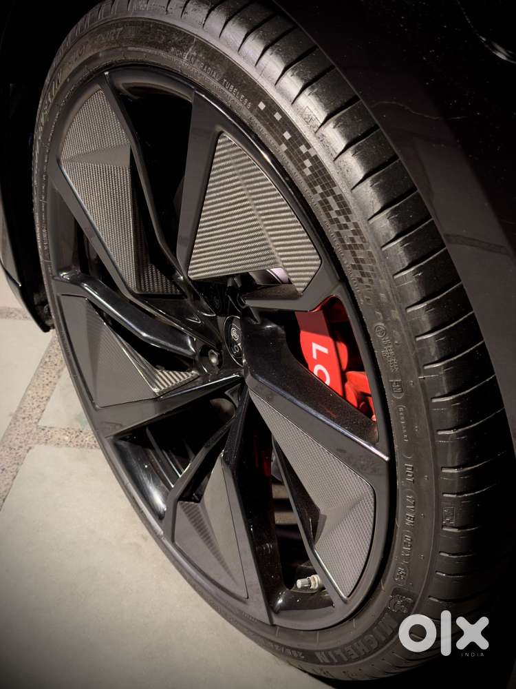 Lotus Emeya 900 Sport Carbon, 2023, Electric