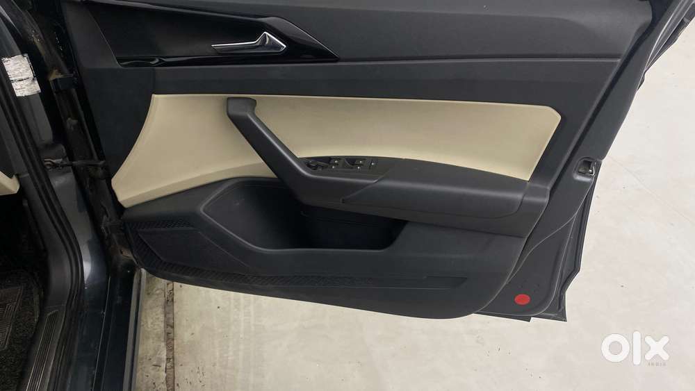 Skoda Slavia 1.0 Tsi Style At, 2022, Petrol