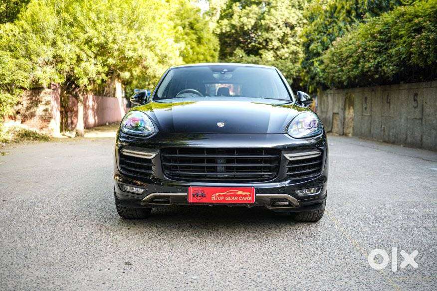 Porsche Cayenne Turbo S, 2015, Petrol