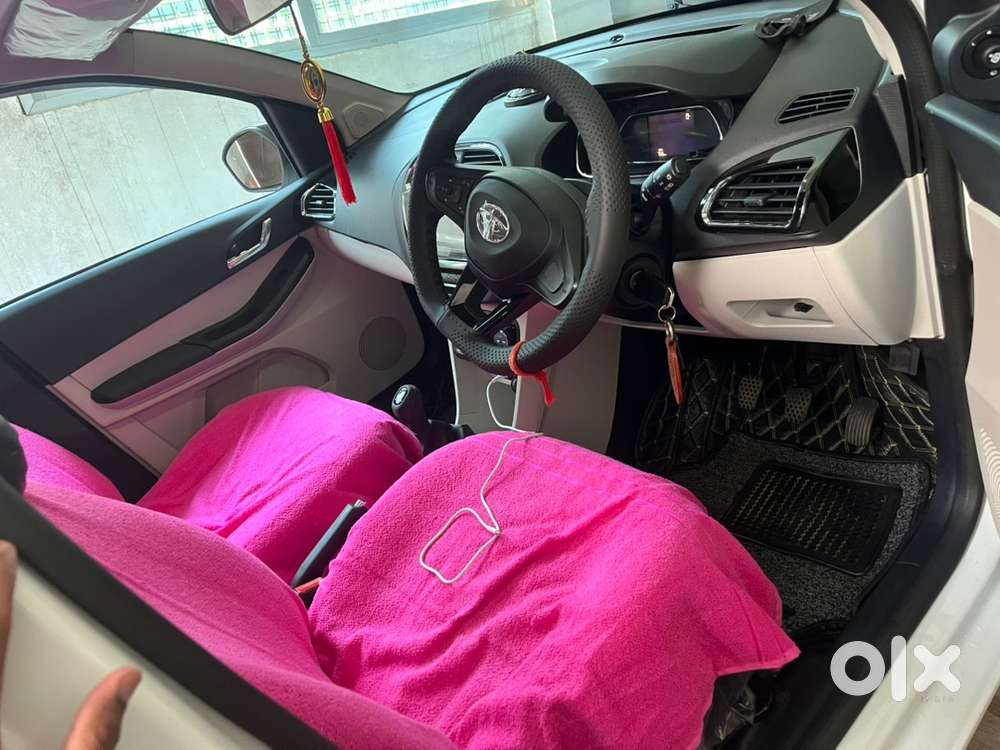 Tata Tiago Petrol 9998 Km Driven
