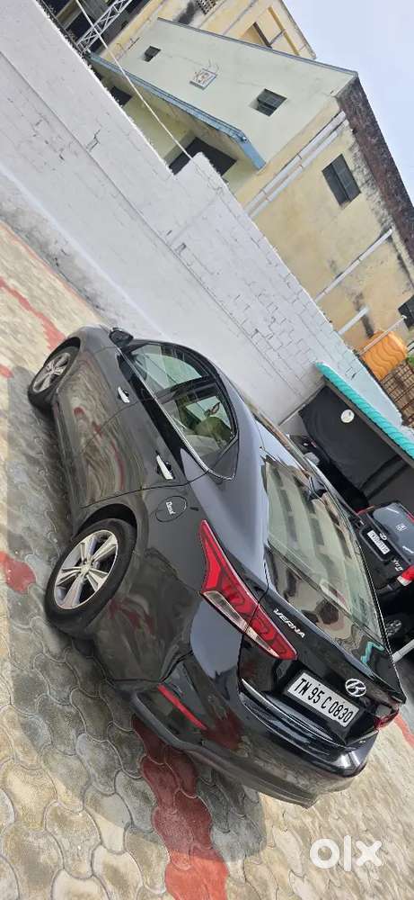 *verna 2019 Sxo Diesel*

- Sunroof Car
-