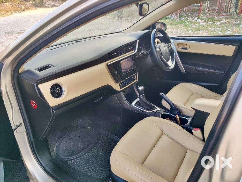 Toyota Corolla Altis 1.8 Gl, 2018, Petrol