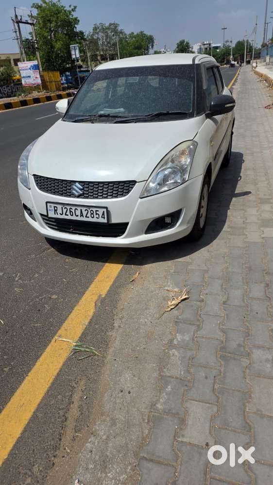 Maruti Suzuki Swift Star Lxi, 2014, Petrol