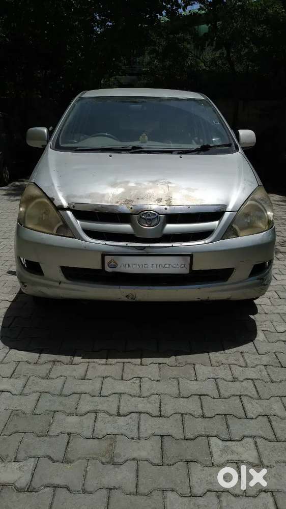 Toyota Innova 2006 Cng