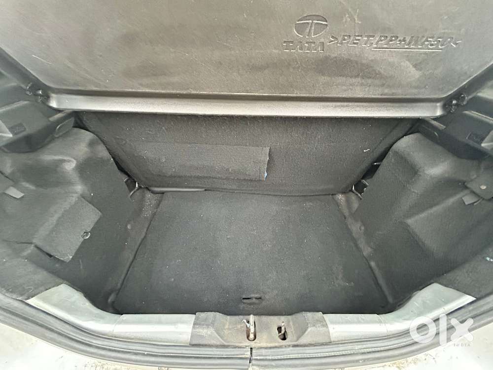 Tata Tiago 1.2 Revotron Xt (o), 2016, Petrol