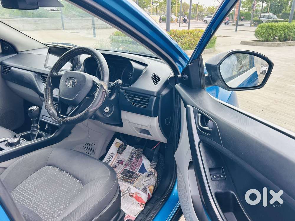 Tata Nexon 1.2 Revotron Xe, 2017, Diesel