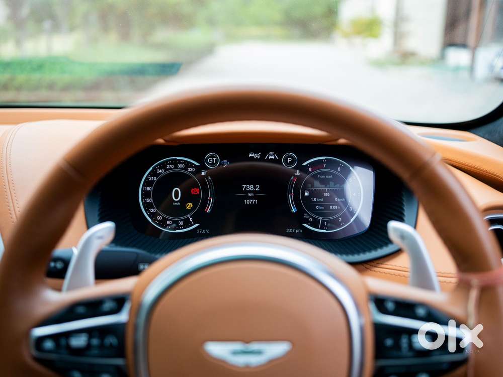 Aston Martin Dbx Twin Turbo, 2024, Petrol