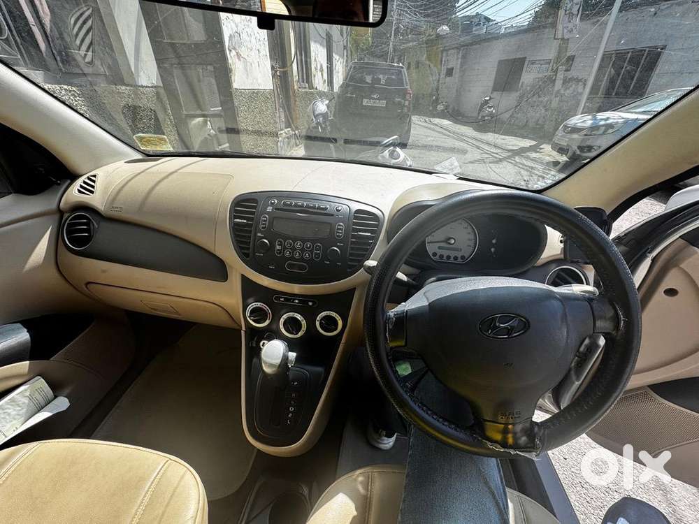 Automatic Hyundai I10  Petrol 66500 Km Driven