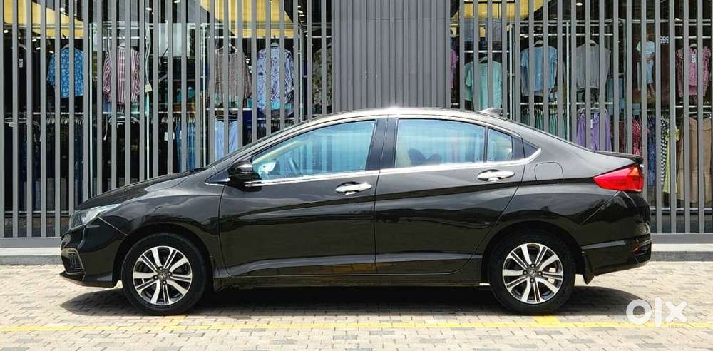 Honda City I-vtec V, 2017, Petrol