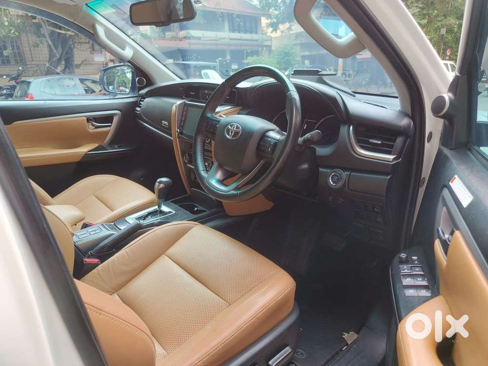 Toyota Fortuner [2021-ongoing] 2.8 2wd Diesel At, 2023, Diesel