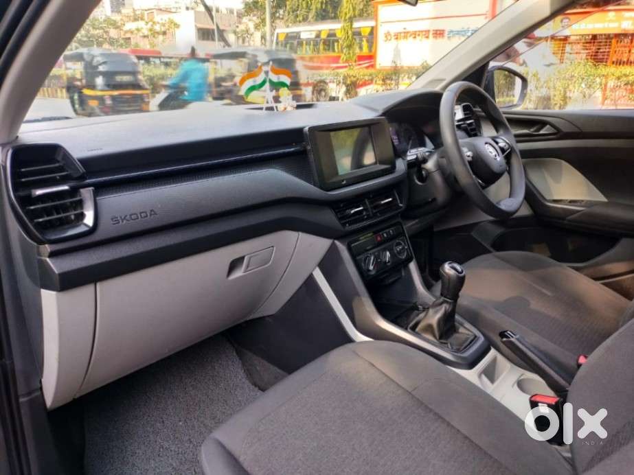 Skoda Kushaq 1.0 Tsi Active, 2022, Petrol
