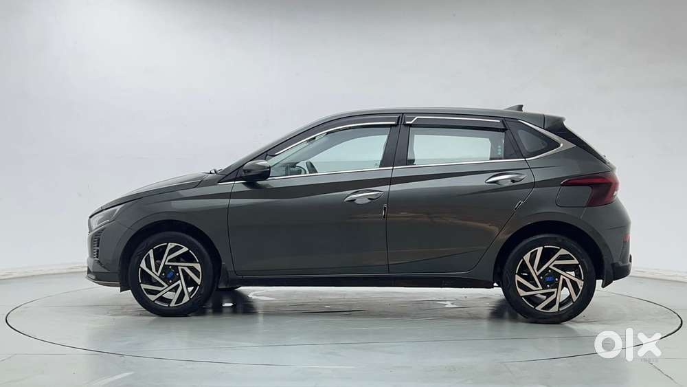Hyundai New I20 1.2 Asta (o) Ivt, 2024, Petrol