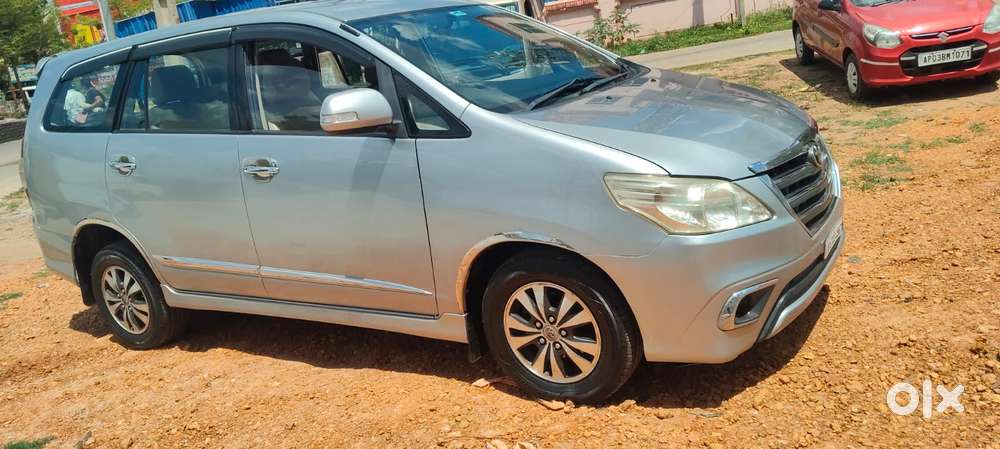 Toyota Innova 2.5 Vx 8 Str, 2015, Diesel
