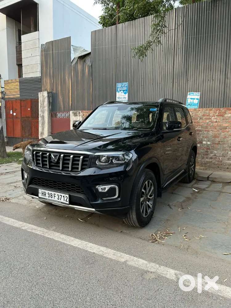 Mahindra Scorpio