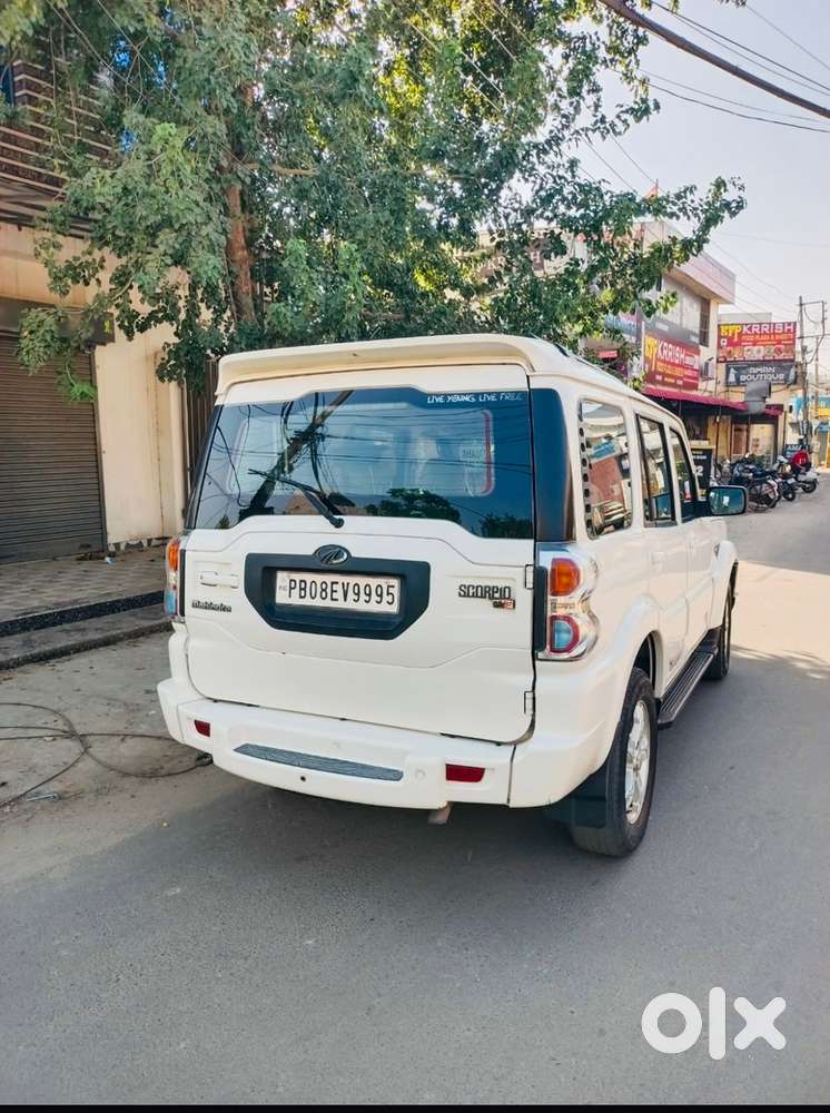 Mahindra Scorpio Diesel 2015