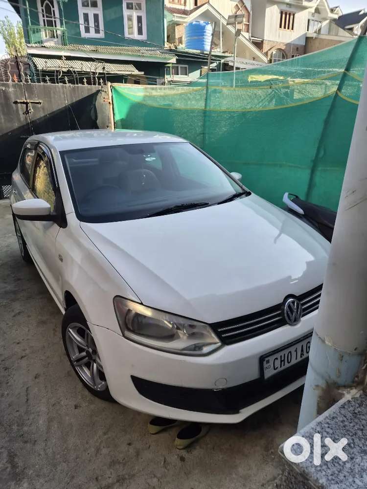 Volkswagen Polo Petrol Manual 2011