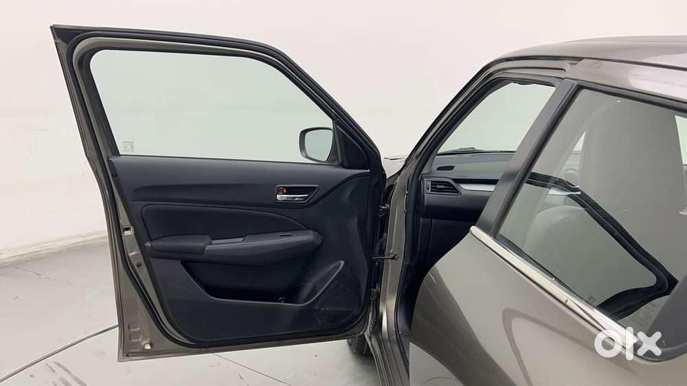 Maruti Suzuki Swift Vvt Vxi, 2022, Petrol
