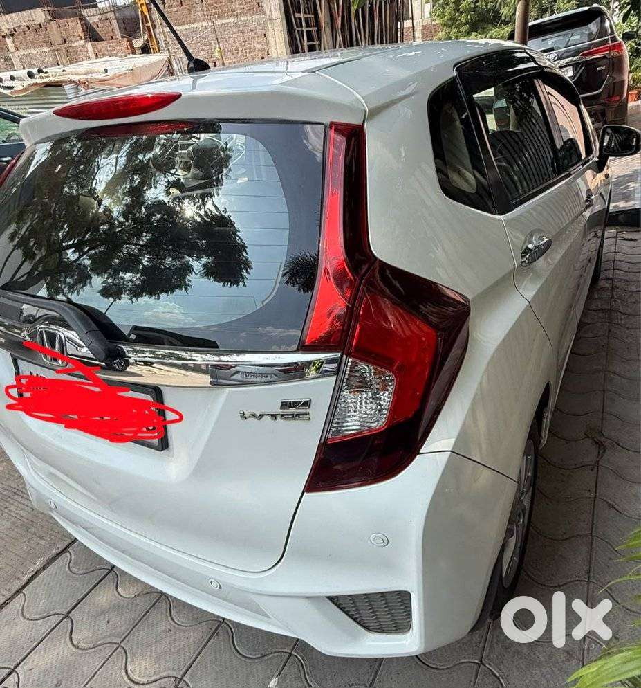 Honda Jazz V Automatic, 2018, Petrol