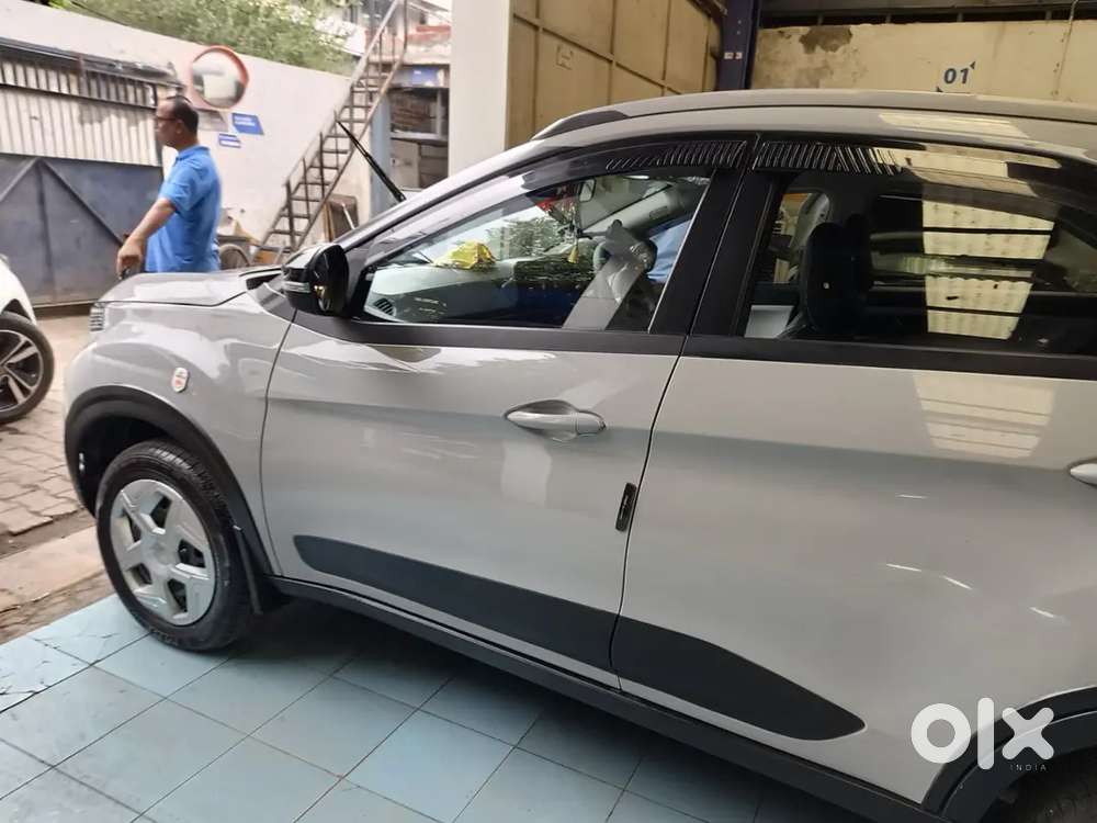 Tata Nexon Petrol 6 Mt 2025 Variant