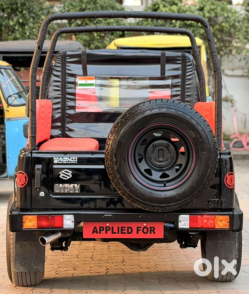 Maruti Suzuki Gypsy King St Bsiii, 2012, Petrol