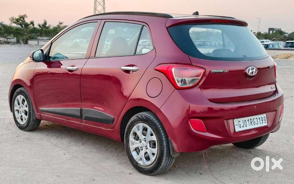 Hyundai Grand I10 1.2 Sportz At, 2014, Cng & Hybrids