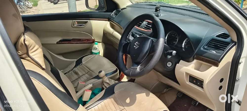 Maruti Suzuki Dzire 2017 Petrol Well Maintained