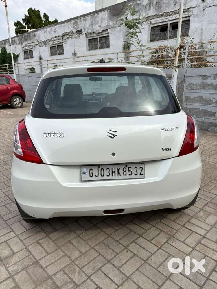 Maruti Suzuki Swift 2015 Diesel Well Maintained