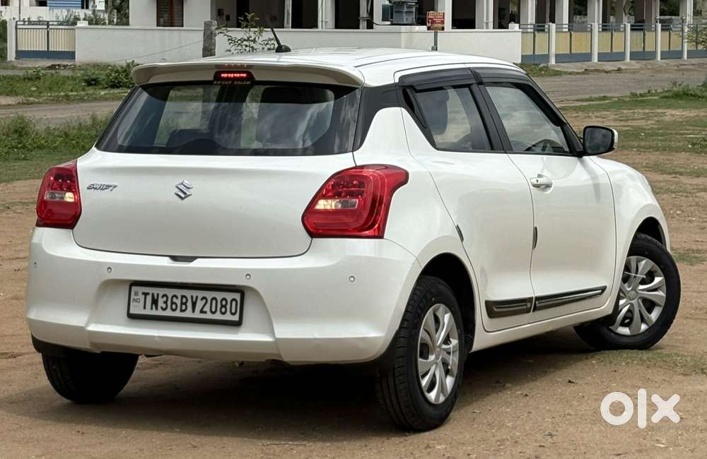 Maruti Suzuki Swift Vxi Ags, 2022, Petrol