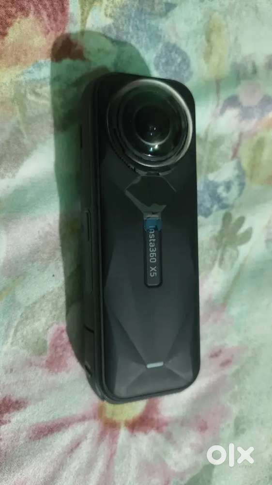 Insta 360 x5
