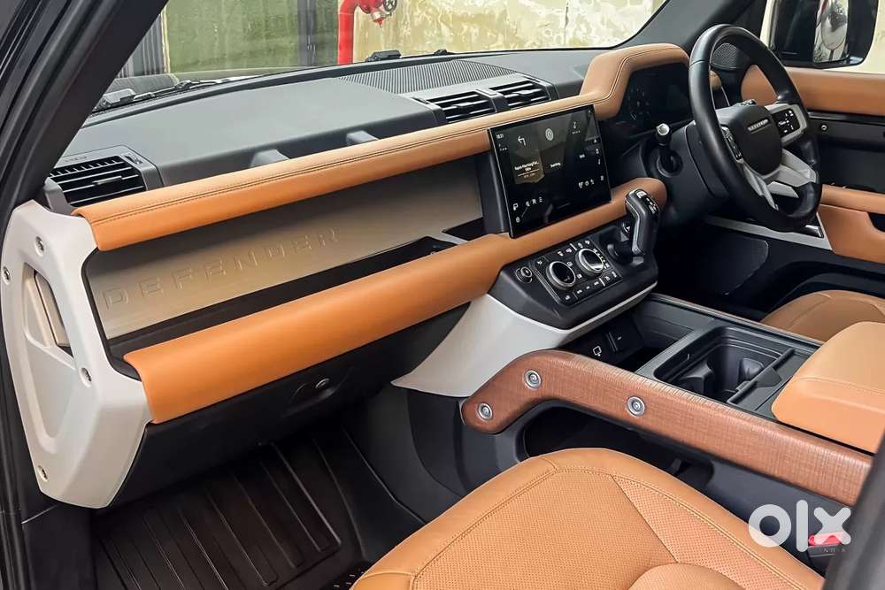Land Rover Defender, 2023, Petrol