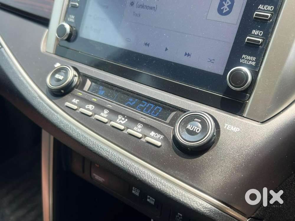 Toyota Innova Crysta 2023 Diesel 27000 Km Driven