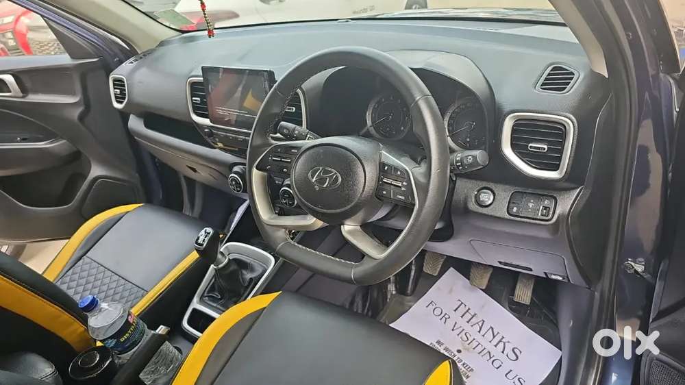 Hyundai Venue 2021 Petrol 20123 Km Driven