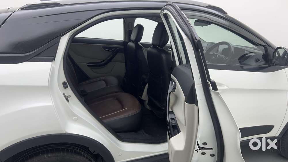 Tata Nexon 1.5 Revotorq Xz Plus Hs Dark Edition, 2022, Petrol