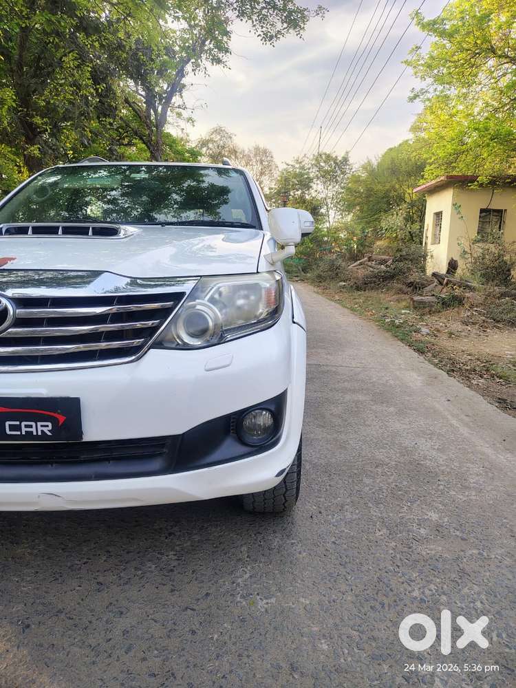 Toyota Fortuner, 2013, Diesel