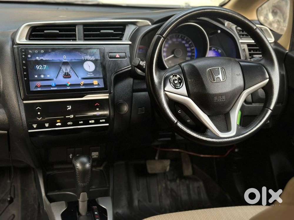 Honda Jazz V Automatic, 2016, Petrol