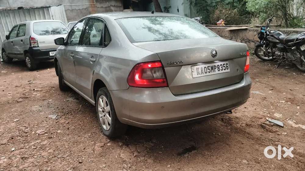Skoda Rapid 2014 Diesel 110000 Km Driven