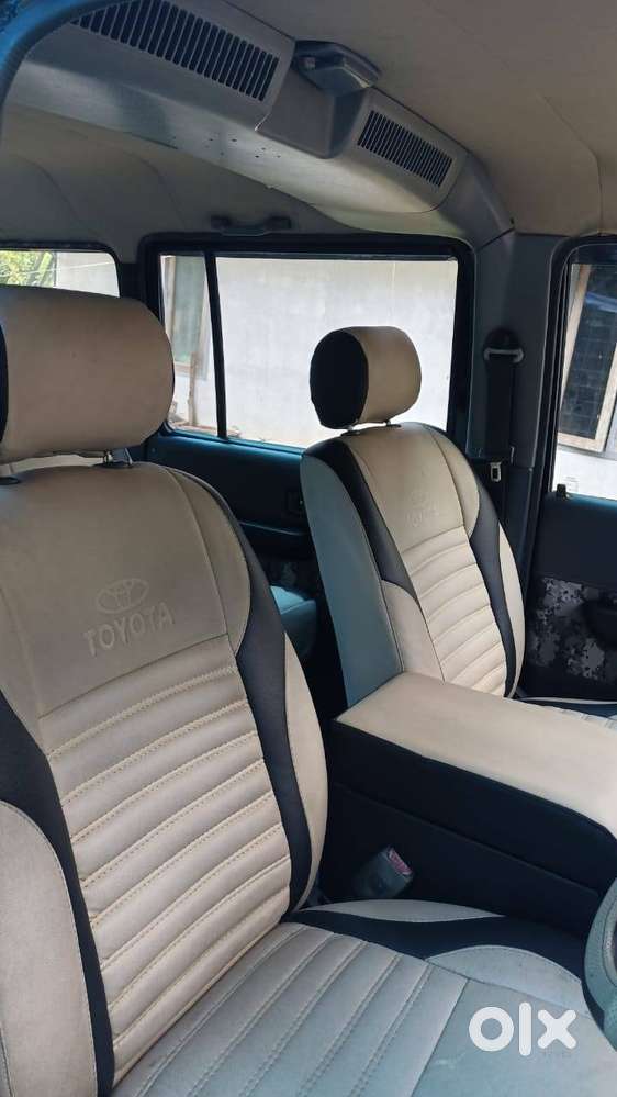 Toyota Qualis  Rs