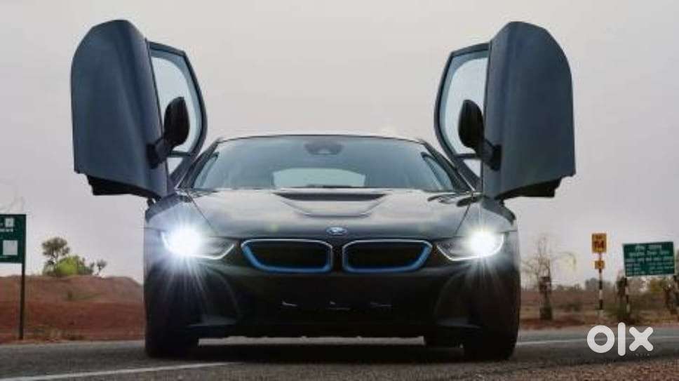 Bmw I8 Plug-in Hybrid  Sophisto Black  Well-maintained