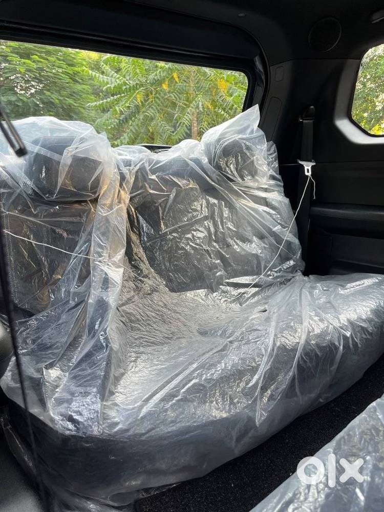 Mahindra Scorpio-n 2.0 Z8 L Petrol At 7 Str, 2025, Petrol