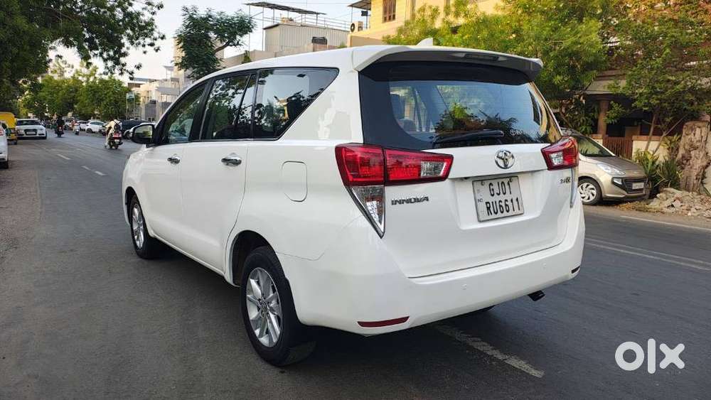 Toyota Innova Crysta 2.4 V, 2016, Diesel