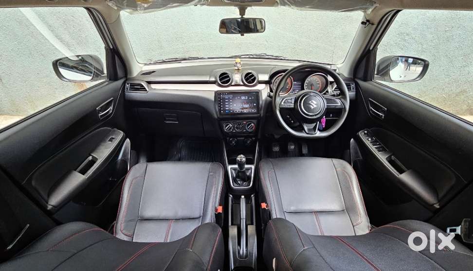 Maruti Suzuki Swift Vxi + Manual, 2022, Petrol