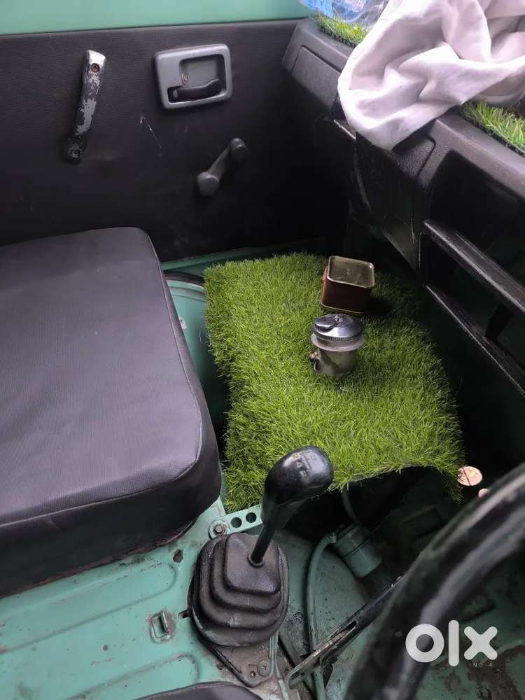 Maruti Suzuki Omni 2010