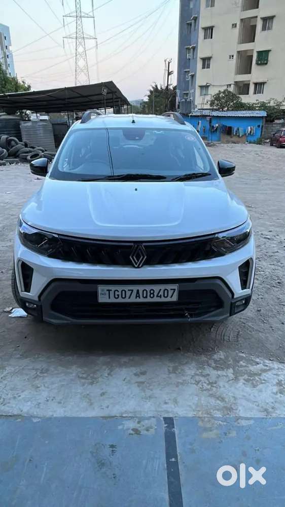 Renault Triber 2026 Petrol 4999 Km Driven