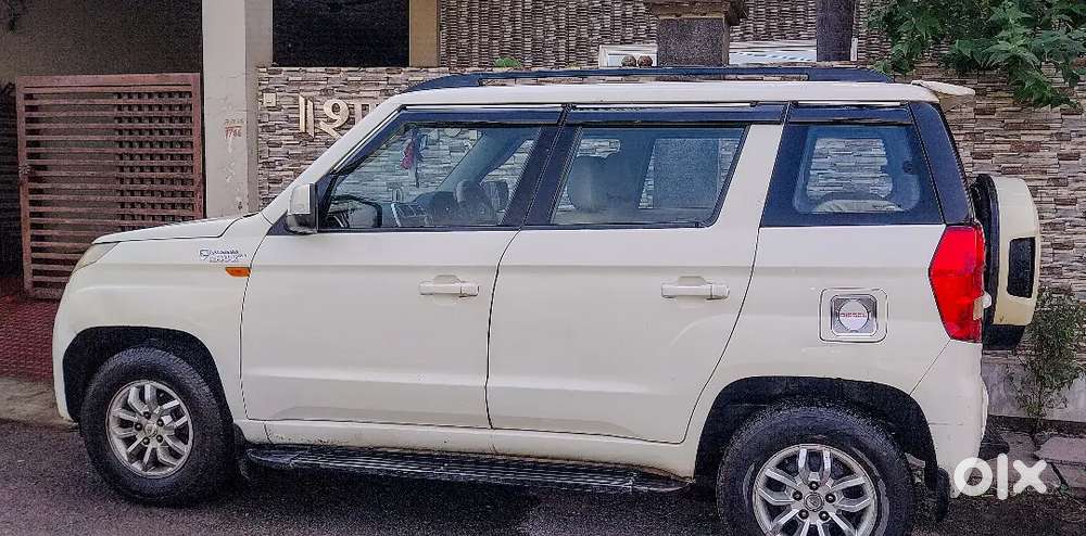 Mahindra Tuv 300 2016